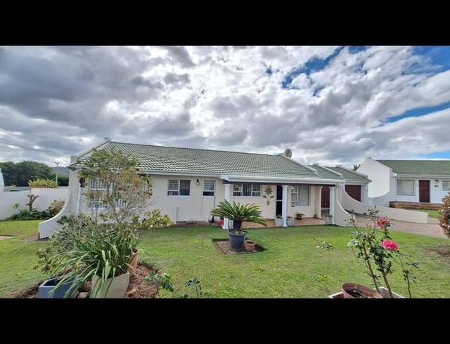 3 BEDROOM HOUSE FOR SALE IN FRAAIUITSIG
